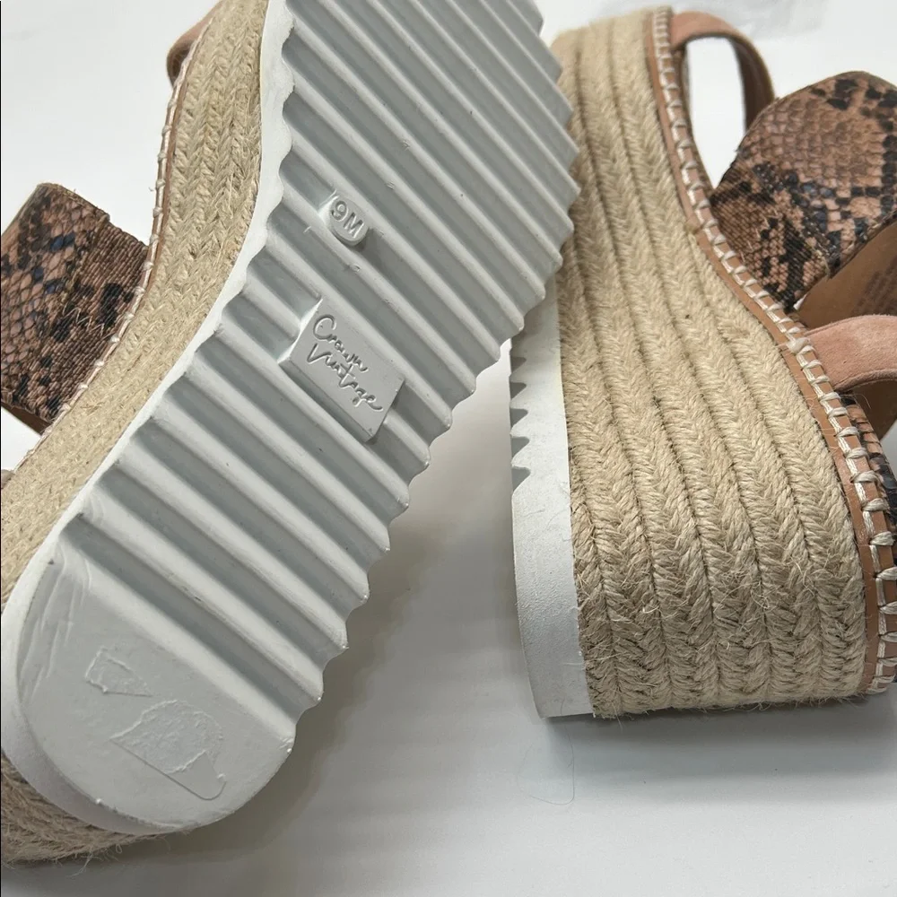Crown Vintage Tan and Brown Snake Print Sandals